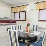 아파트 Lucy's Place *